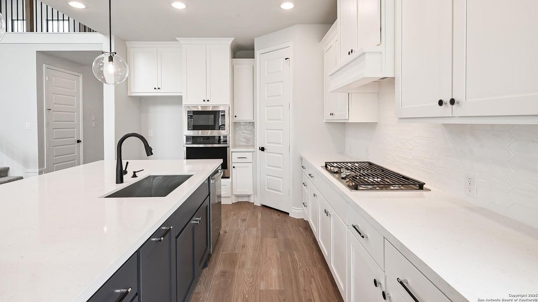 Furnished interior view inside a new home in Legacy At Lake Dunlap 50', New Braunfels (Image 6). Furnished interior view inside a new home in Legacy At Lake Dunlap 50', New Braunfels (Image 6).