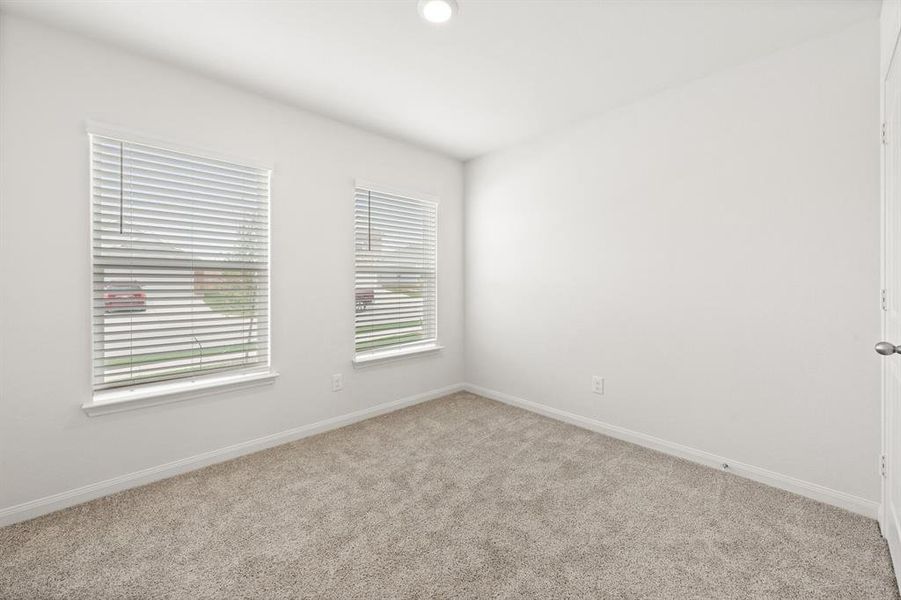 Spacious, unfurnished interior of a new home in Retreat at Fossil Creek, Fort Worth (Image 10). Spacious, unfurnished interior of a new home in Retreat at Fossil Creek, Fort Worth (Image 10).