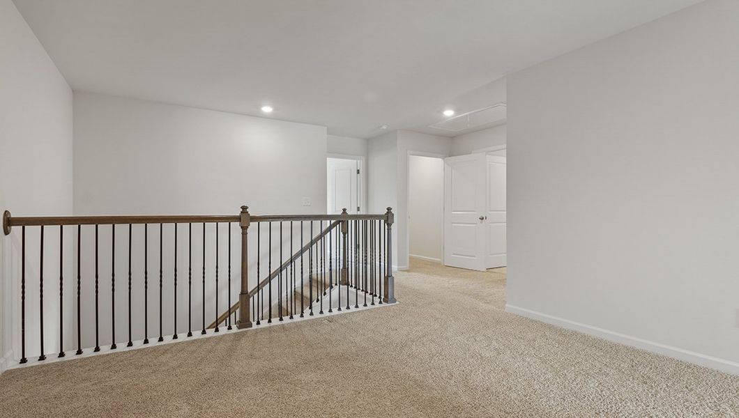 Spacious, unfurnished interior of a new home in Pleasant Grove, Weaverville (Image 15).