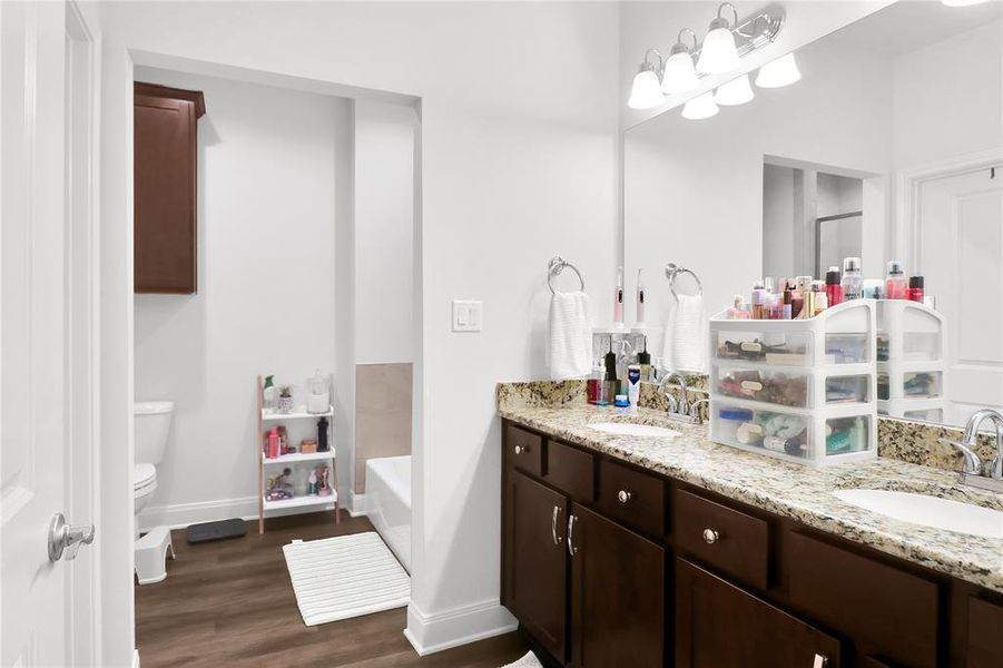 Furnished interior view inside a new home in , Tyler (Image 17).