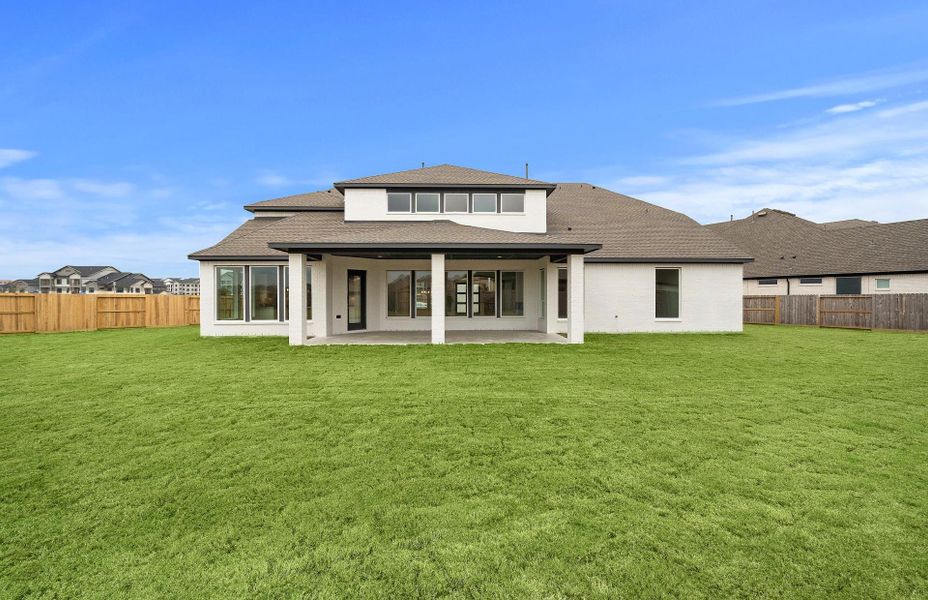 Exterior details and patio area of a home in Artavia 70′, Conroe (Image 24). Exterior details and patio area of a home in Artavia 70′, Conroe (Image 24).
