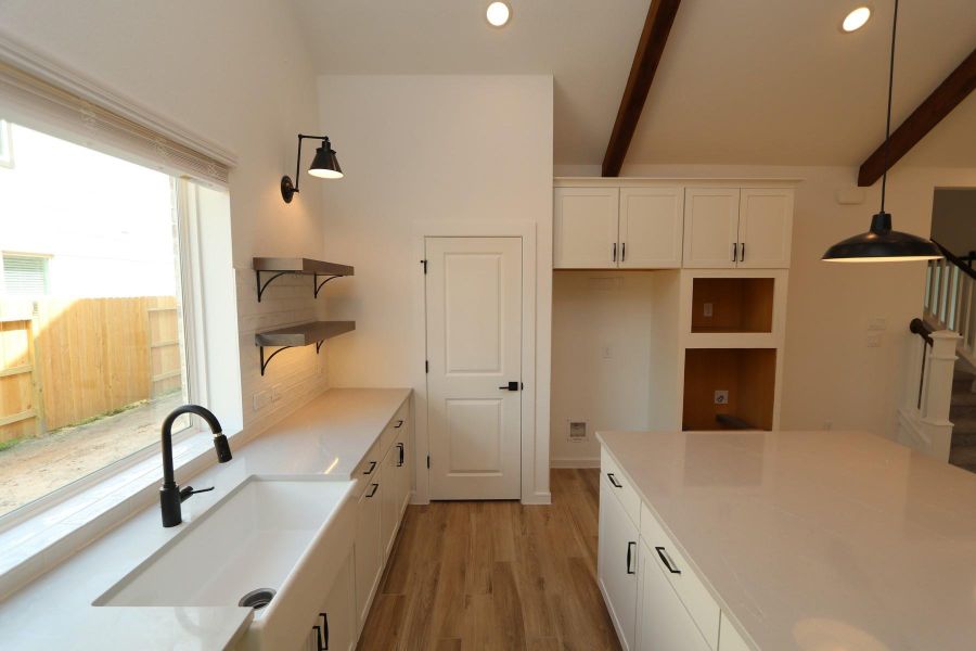 Plenty of counterspace in kitchen