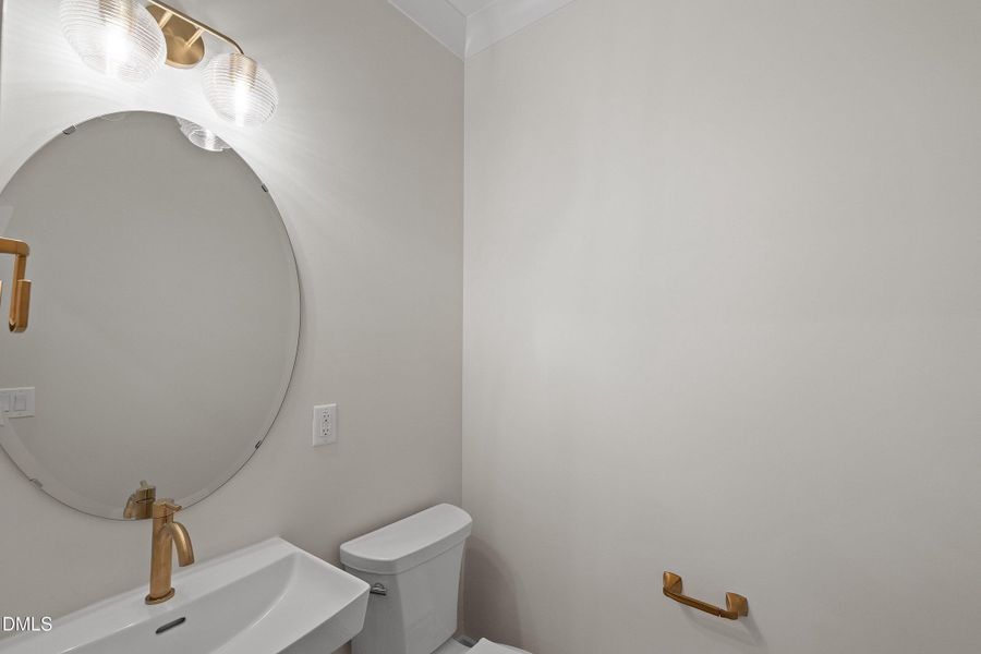 34-221 S West St_2012