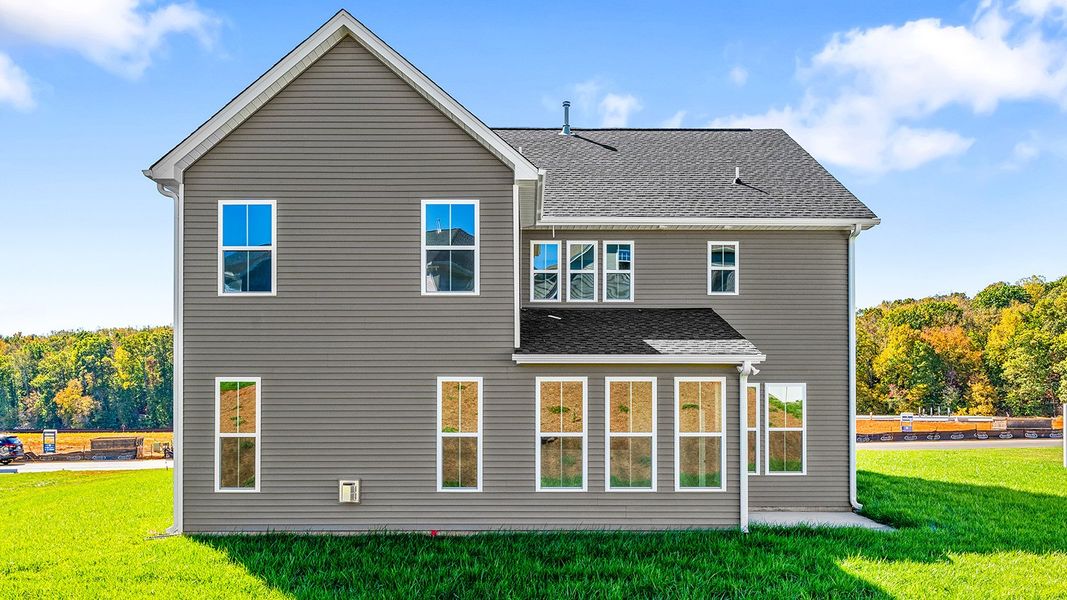 Image 43 of a home in Hanes Lake.