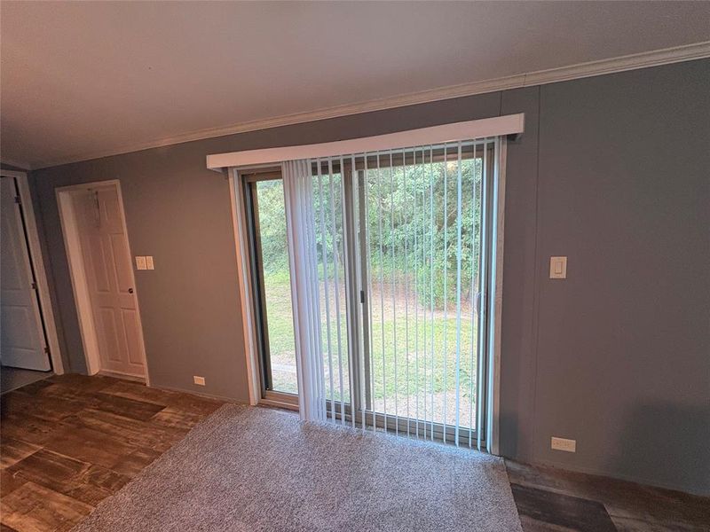 Spacious, unfurnished interior of a new home in , Mineola (Image 16). Spacious, unfurnished interior of a new home in , Mineola (Image 16).