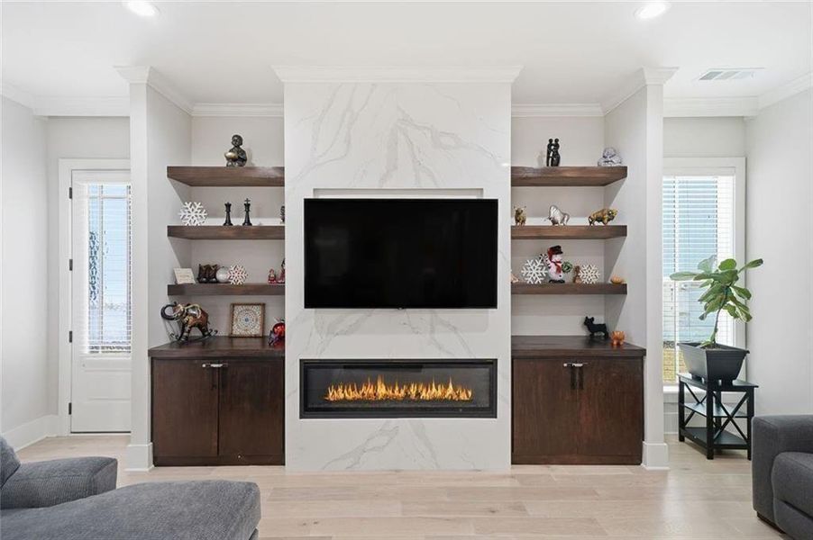 Furnished interior view inside a new home in , Alpharetta (Image 11).
