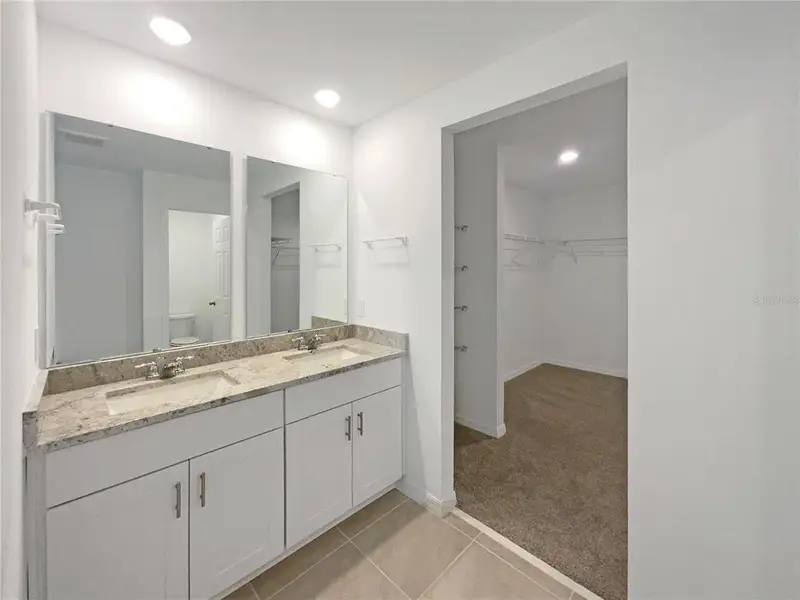 Furnished interior view inside a new home in Eden Hills, Lake Alfred (Image 7).