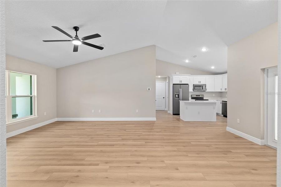 Spacious, unfurnished interior of a new home in , Summerfield (Image 19).