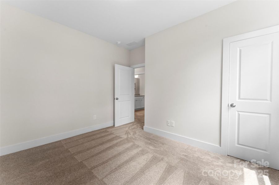 Spacious, unfurnished interior of a new home in , Gastonia (Image 35).