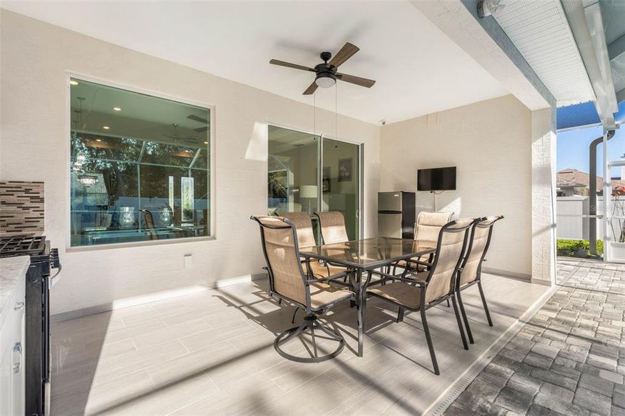 Exterior details and patio area of a home in , Palm Coast (Image 4).