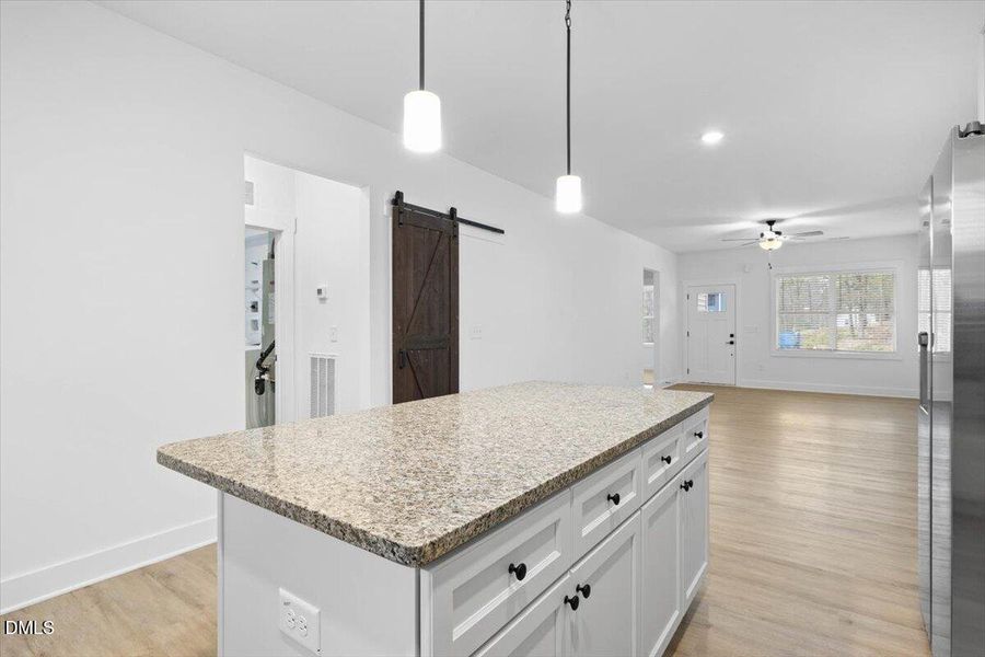 08-929 Jasmine - Open Peek Media-8