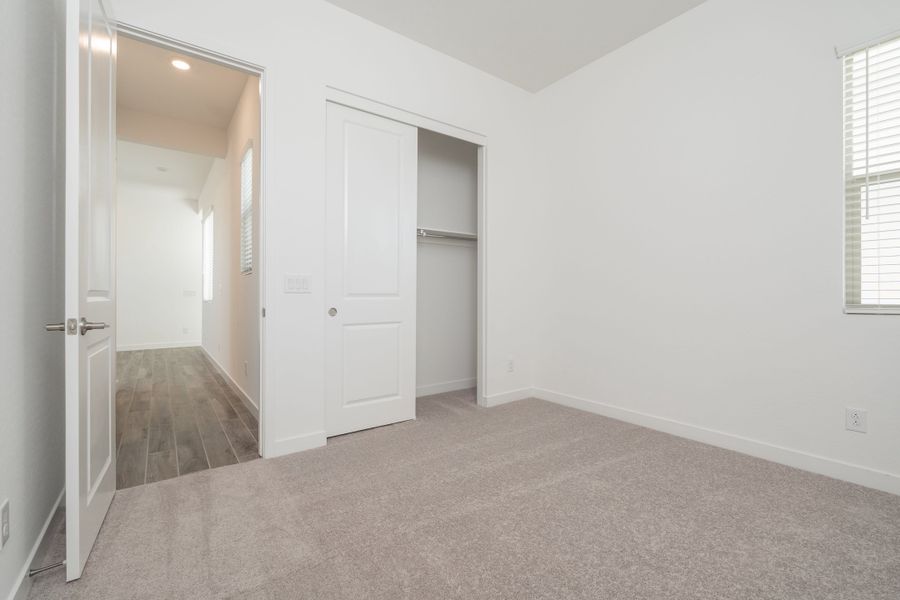 Spacious, unfurnished interior of a new home in Abel Ranch, Goodyear (Image 16).