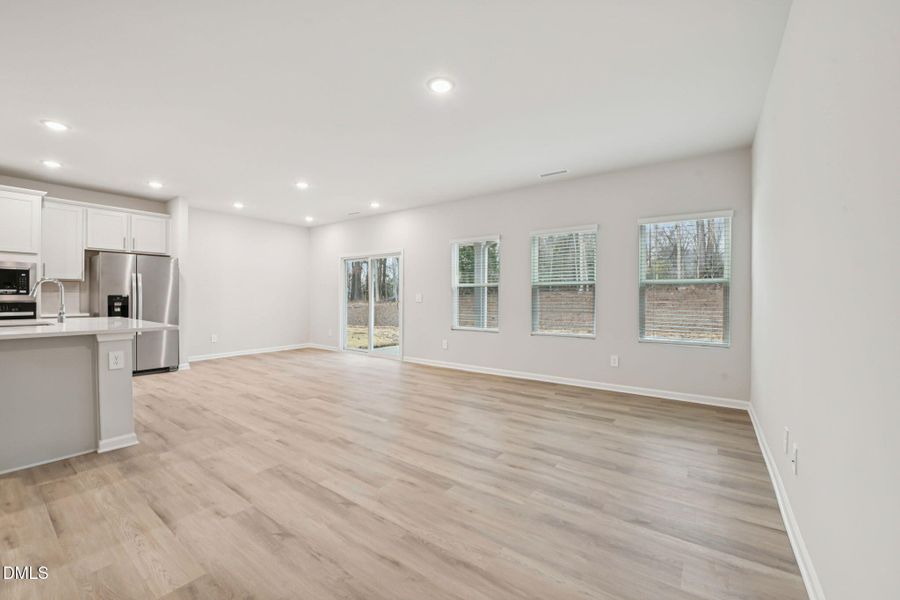 8-web-or-mls-Raleigh - Oak Manor - 133 K