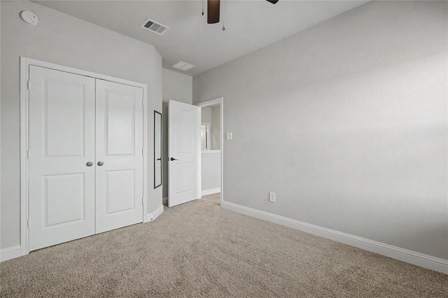 Spacious, unfurnished interior of a new home in , Tomball (Image 41). Spacious, unfurnished interior of a new home in , Tomball (Image 41).