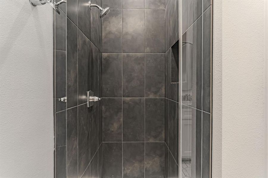 Furnished interior view inside a new home in , Aledo (Image 25).