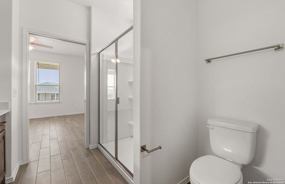 Furnished interior view inside a new home in Del Webb New Braunfels at Veramendi, New Braunfels (Image 7).