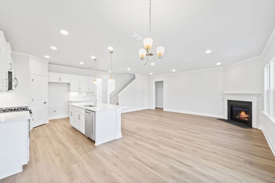 Spacious, unfurnished interior of a new home in Carriage Estates, Lexington (Image 24).