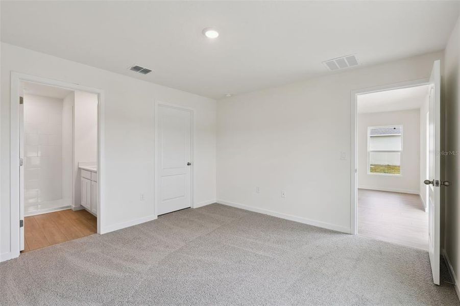 Spacious, unfurnished interior of a new home in Campbell Crossing, Port Orange (Image 19). Spacious, unfurnished interior of a new home in Campbell Crossing, Port Orange (Image 19).