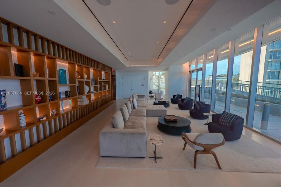 Community amenities in , Miami (Image 16).