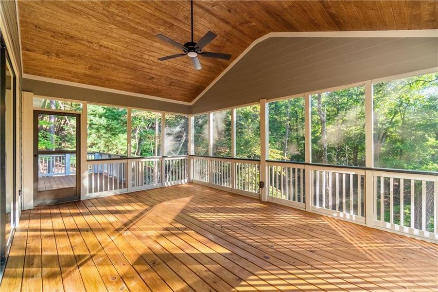 Exterior details and patio area of a home in , Jasper (Image 26).