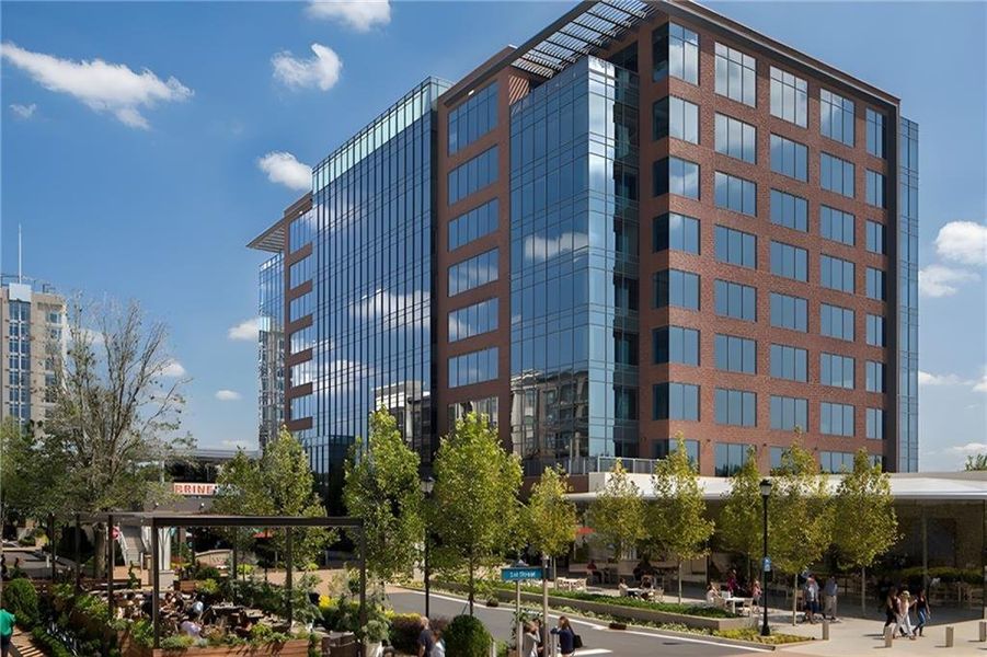 Condo located in Alpharetta, GA showcasing its design and architecture (Image 4).