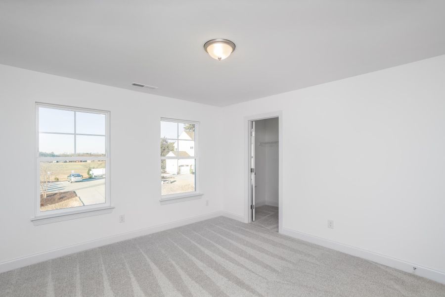 Spacious, unfurnished interior of a new home in Berea Farms, Four Oaks (Image 30).