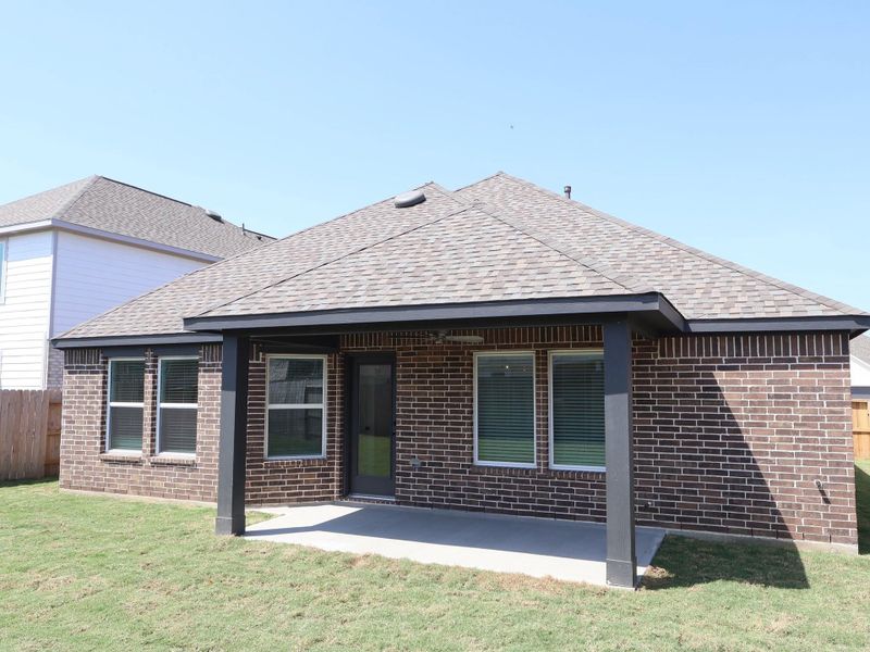 Exterior details and patio area of a home in Sorella, Tomball (Image 4).