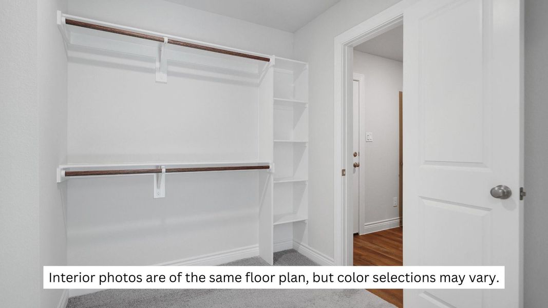 Spacious, unfurnished interior of a new home in Lexington Heights, Willis (Image 8).