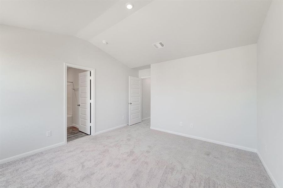 Spacious, unfurnished interior of a new home in Cresson Estates, Cresson (Image 28).