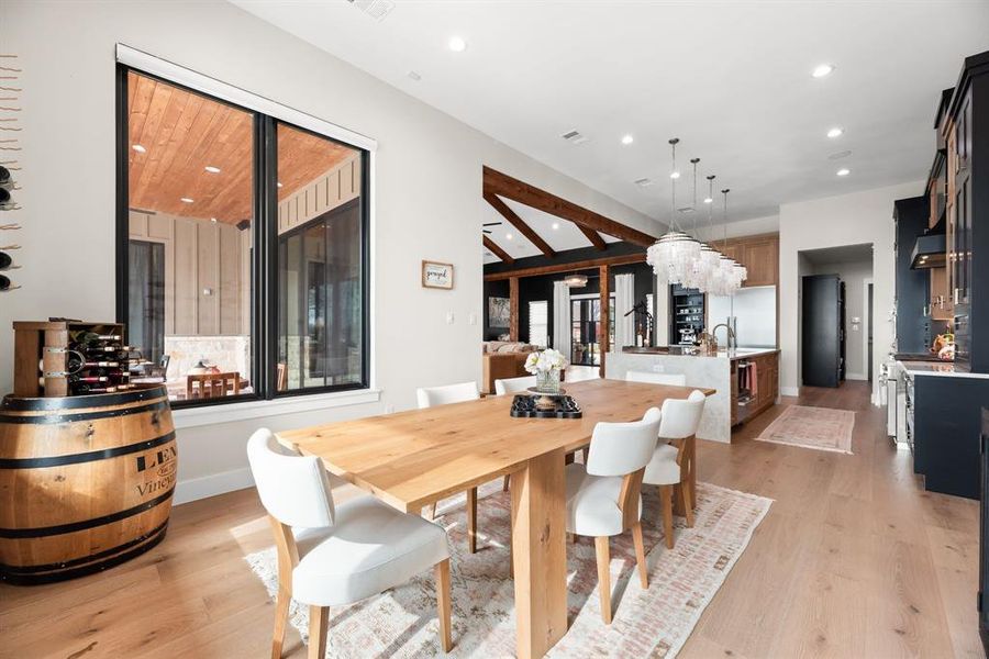 Furnished interior view inside a new home in , Corsicana (Image 9).
