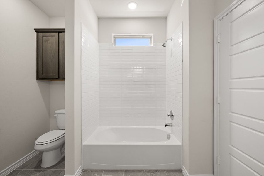 Furnished interior view inside a new home in Eagle Cove, Denton (Image 14).
