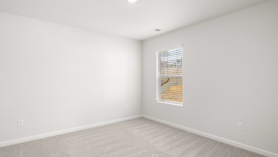Spacious, unfurnished interior of a new home in South Wind, Union City (Image 32).