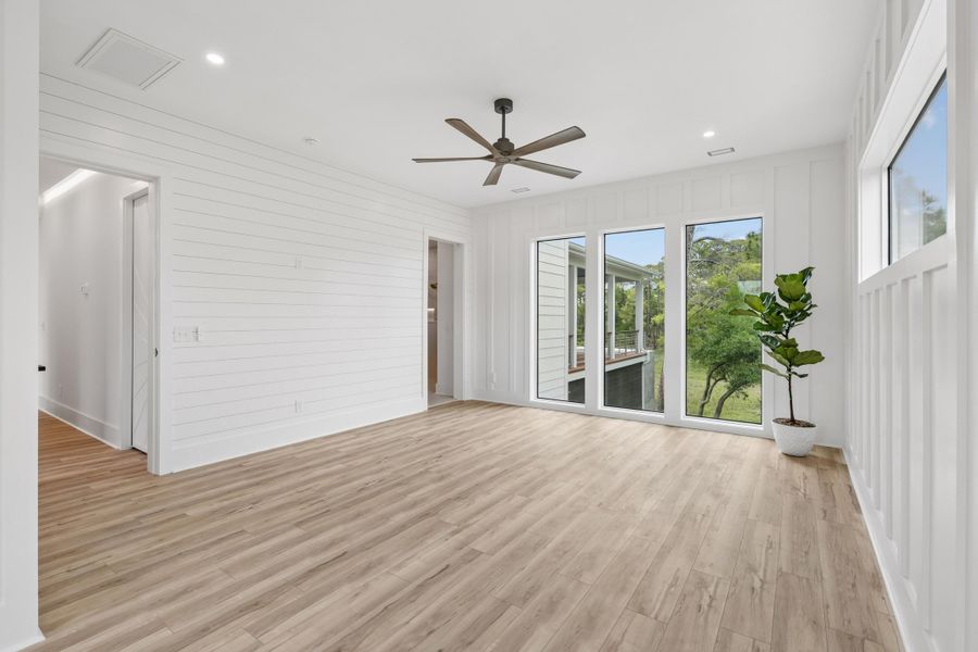 Spacious, unfurnished interior of a new home in , Folly Beach (Image 70).