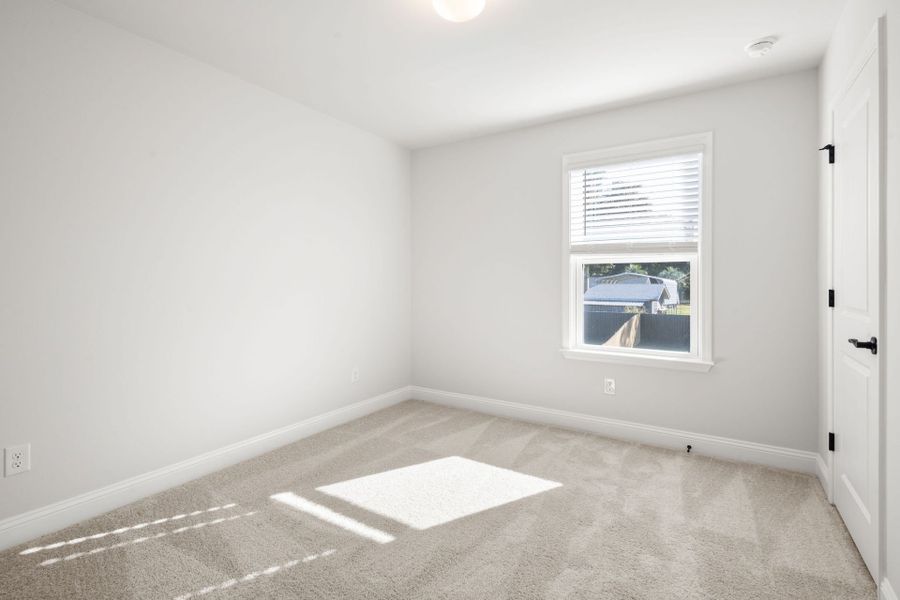 Spacious, unfurnished interior of a new home in Salem Bay, Beaufort (Image 31).