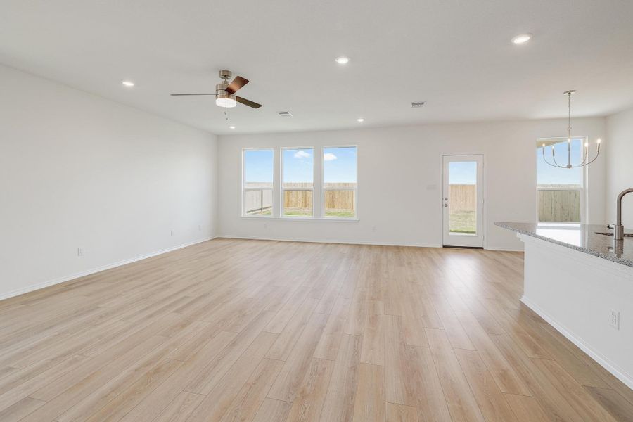 Spacious, unfurnished interior of a new home in Salerno - Heritage Collection, Round Rock (Image 17).