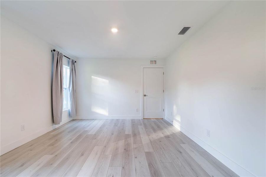 Spacious, unfurnished interior of a new home in , Fort Meade (Image 15). Spacious, unfurnished interior of a new home in , Fort Meade (Image 15).