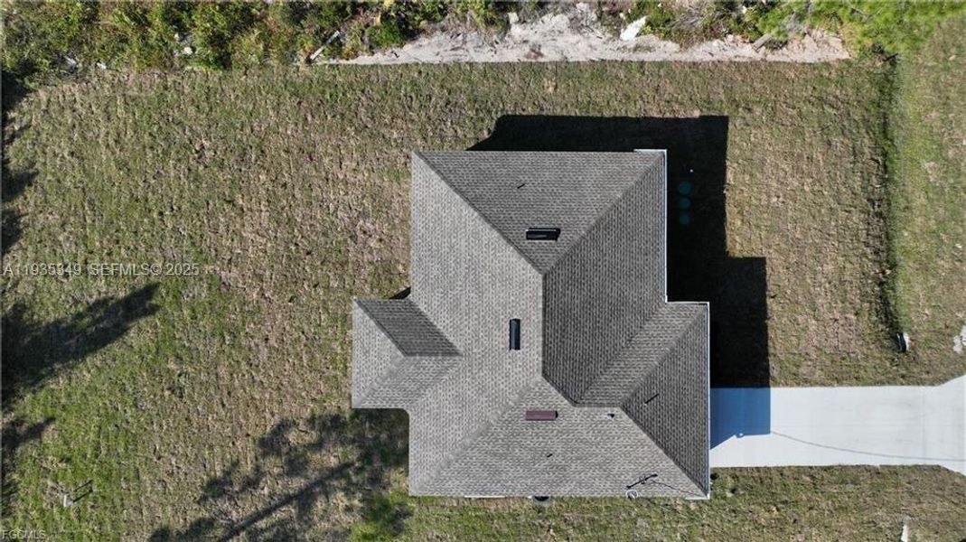 Exterior details and patio area of a home in , Lehigh Acres (Image 21).