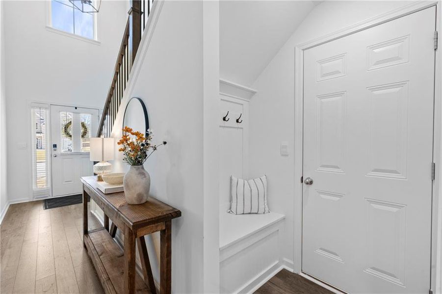 Furnished interior view inside a new home in Water Oak Estates, Lawrenceville (Image 4).