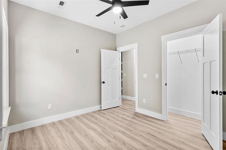 Spacious, unfurnished interior of a new home in , Dalton (Image 30).