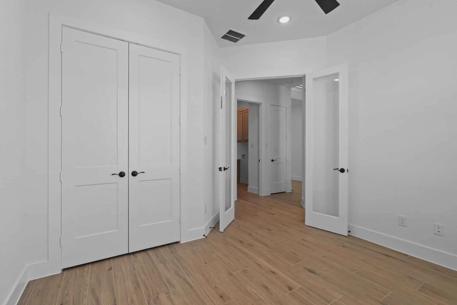 Representative unfurnished interior of a home built from the Rivercrest by Chesmar Homes in Riceland, Marion (Image 66).