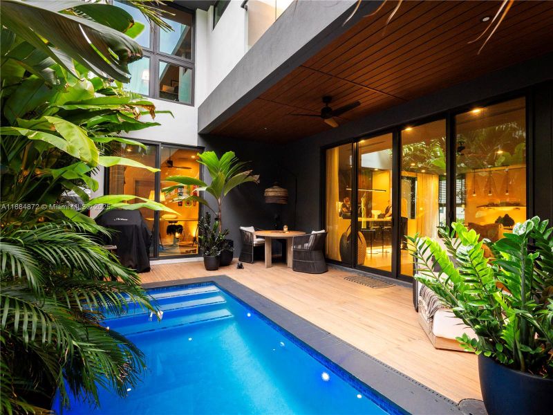 Community amenities in , Miami (Image 28).