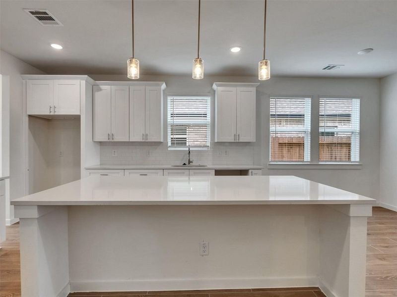 Furnished interior view inside a new home in Ashland, Houston (Image 8).