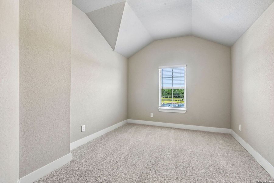 Spacious, unfurnished interior of a new home in Fox Falls, Boerne (Image 22). Spacious, unfurnished interior of a new home in Fox Falls, Boerne (Image 22).