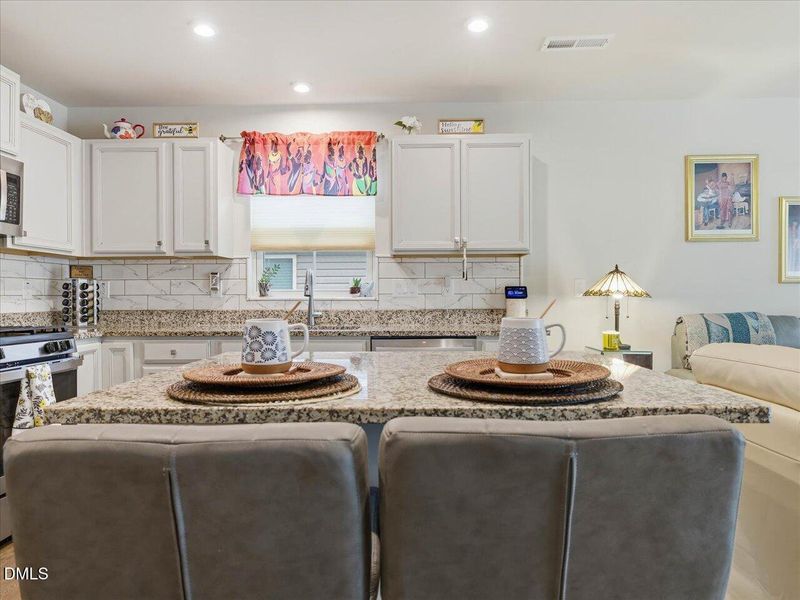 11-Kitchen 11-Kitchen