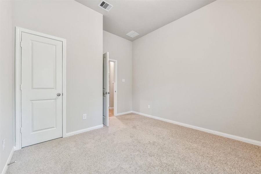Spacious, unfurnished interior of a new home in King Oaks Village, Baytown (Image 20). Spacious, unfurnished interior of a new home in King Oaks Village, Baytown (Image 20).