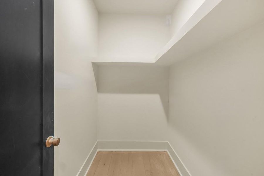 Spacious, unfurnished interior of a new home in , Atlanta (Image 27). Spacious, unfurnished interior of a new home in , Atlanta (Image 27).