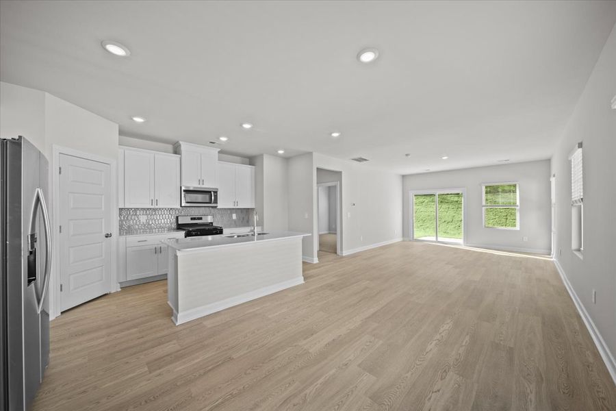 Image 20 of a home in Village at White Pine.