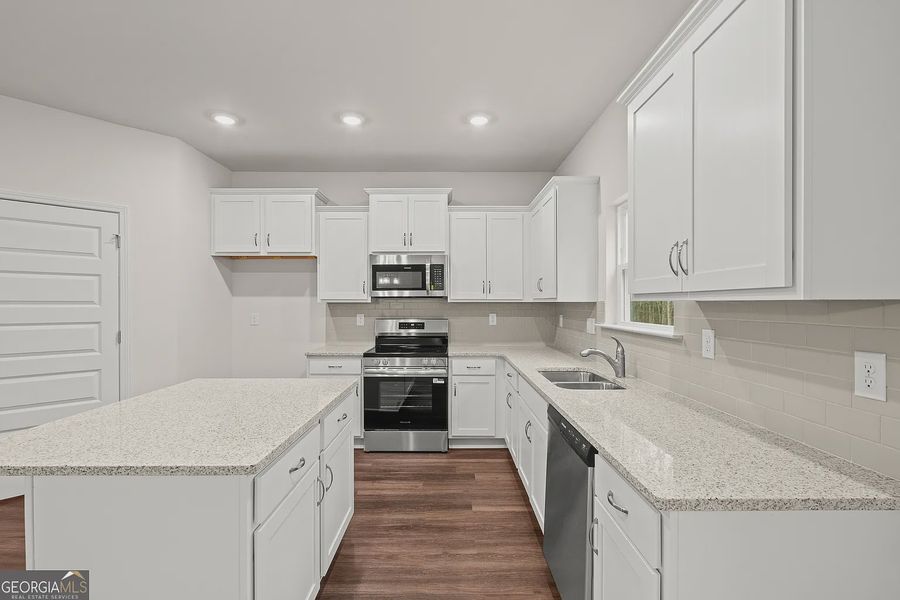 Furnished interior view inside a new home in Canterbury Villas, Carrollton (Image 8).