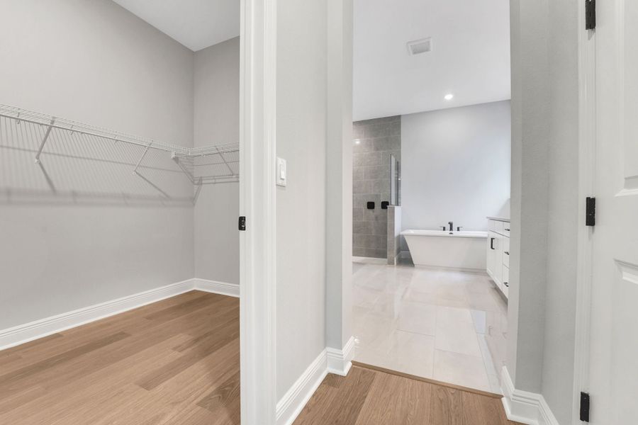 New Home in Windermere, FL.  - Slide 38