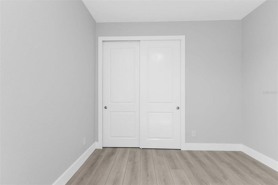 Spacious, unfurnished interior of a new home in , Punta Gorda (Image 38).